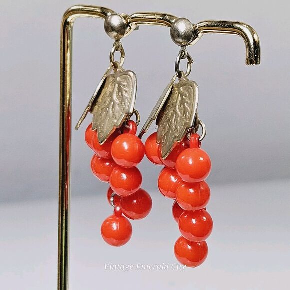 Antique Coral Bunch Grapevine Earrings Golden Leafs Victorian Clusters Dangle - Picture 3 of 12